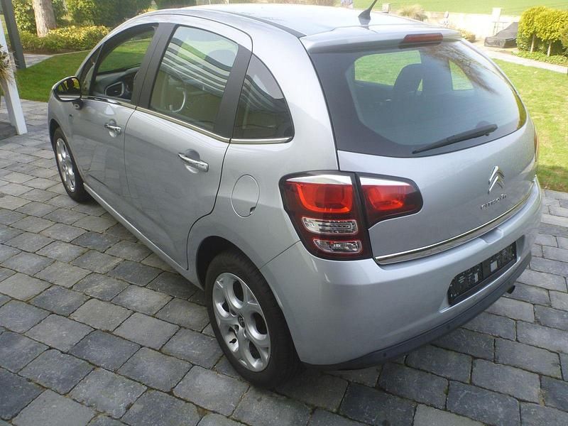 Gebraucht Citroën C3 82 PS (60 kW) 2015 Silber Kleinwagen