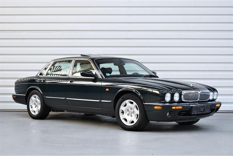 Grün Gebraucht 2001 Jaguar XJ Sovereign Limousine | 9.700 € (Superpreis) - Bild 1/4