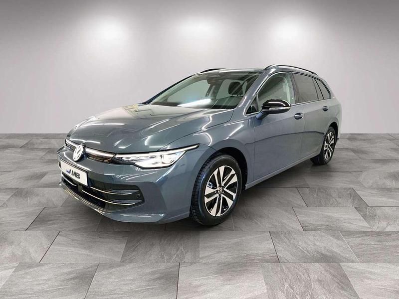 Neu VW Golf VIII 150 PS (110 kW) 2026 Delfingrau metallic Kombi