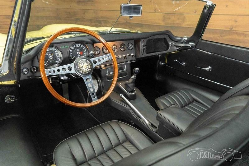 Gebraucht Jaguar E-Type 265 PS (194 kW) 1965 Gelb Cabrio