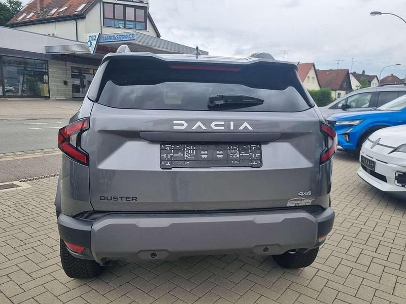 Neu Dacia Duster Journey 131 PS (96 kW) 2025 Dolomitgrau SUV