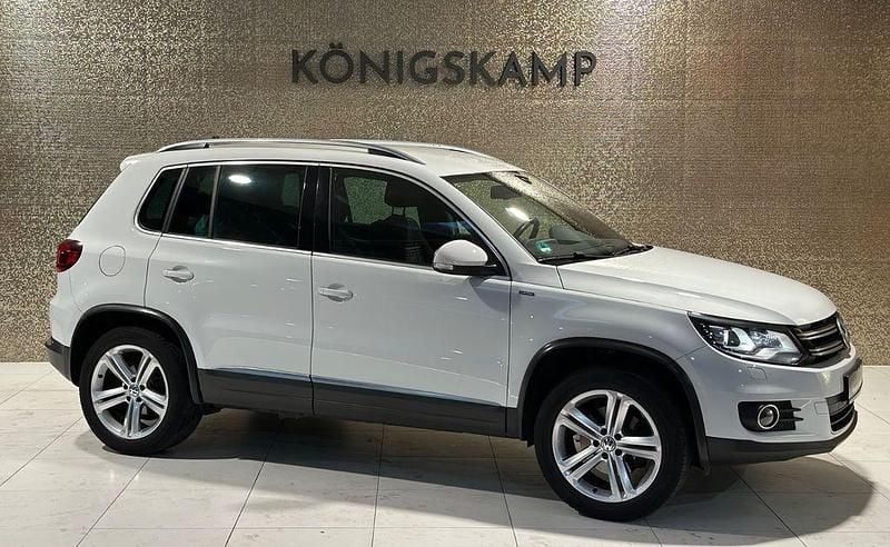 Gebraucht VW Tiguan LOUNGE 125 PS (91 kW) 2016 Weiß SUV