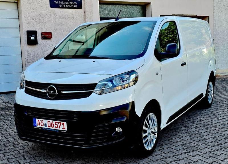 Gebraucht Opel Vivaro 150 PS (110 kW) 2020 Weiß Van / Kleinbus