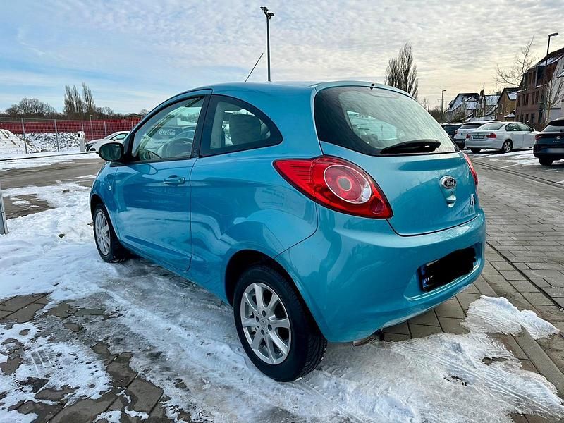 Gebraucht Ford Ka 69 PS (50 kW) 2010 Blau Kleinwagen