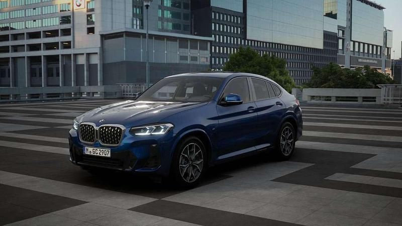 Sensatec perforiert | schwarz Gebraucht 2025 BMW X4 M Sport SUV | 56.335 € (Fairer Preis) - Bild 1/3