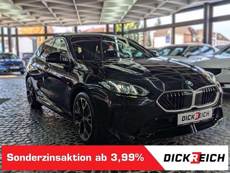 Schwarz Gebraucht 2025 BMW 118 M Sport Kleinwagen | 32.940 € (Fairer Preis) - Bild 1/3