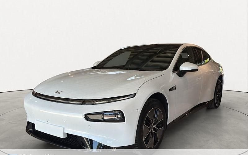 Weiß Gebraucht 2025 XPENG P7 RWD Long Range Limousine | 53.560 € - Bild 1/4
