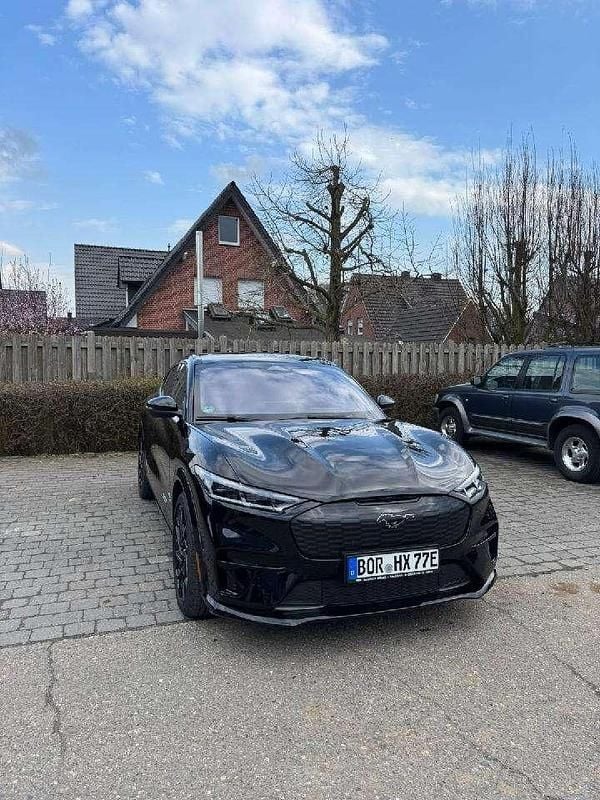Gebraucht Ford Mustang Mach-E GT 358 kW (487 PS) 2023 Iridiumschwarz metallic SUV