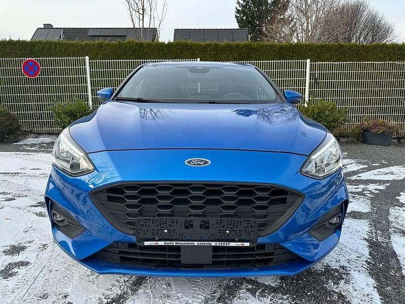 Gebraucht Ford Focus ST-Line 125 PS (91 kW) 2019 Blau Limousine