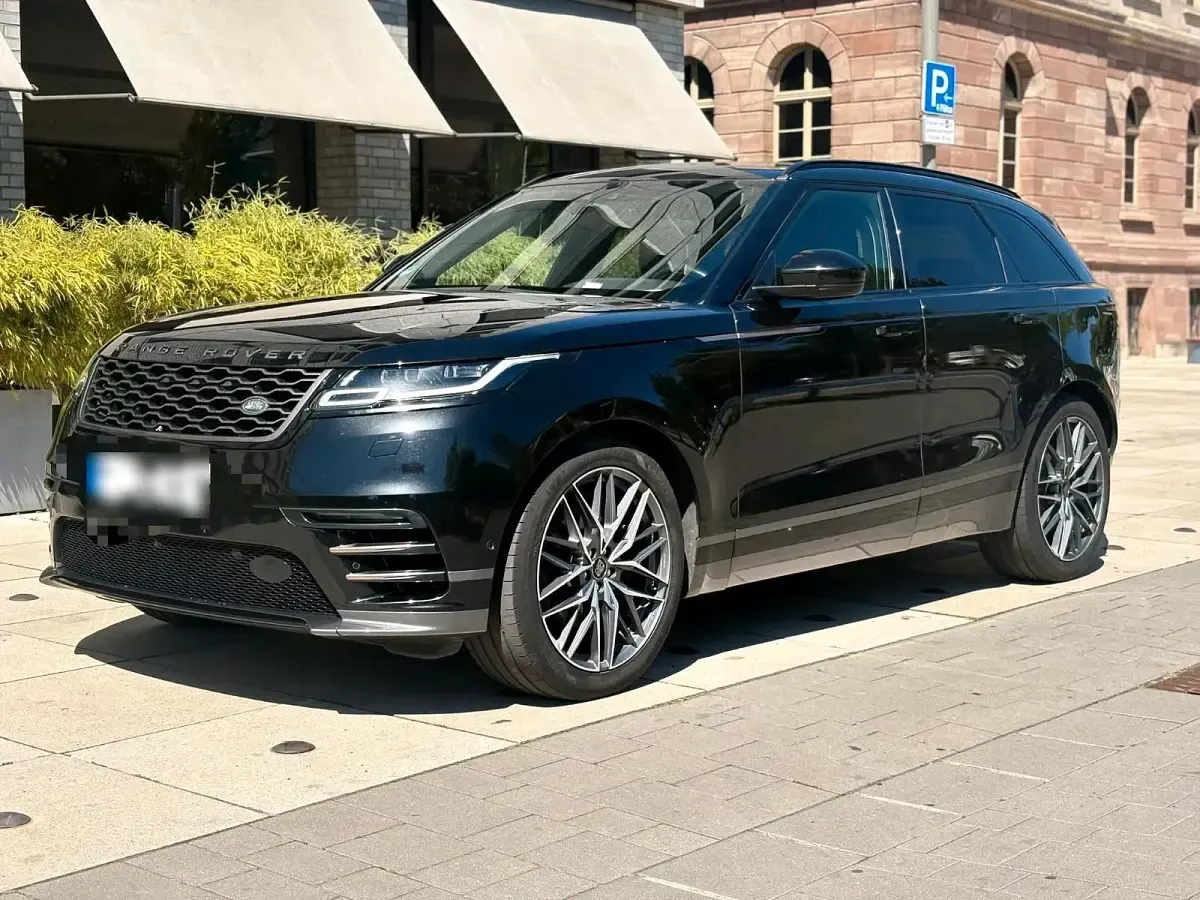 Gebraucht Land Rover Range Rover Velar 300 PS (220 kW) 2019 Schwarz SUV