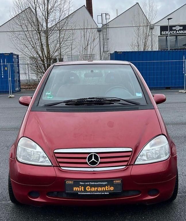 Gebraucht Mercedes A160 Elegance 102 PS (75 kW) 2000 Rot Van / Kleinbus