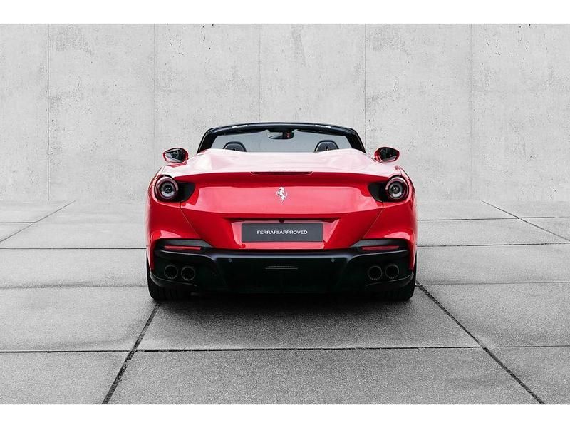 Gebraucht Ferrari Portofino 620 PS (456 kW) 2022 Rosso corsa ds 322 Cabrio