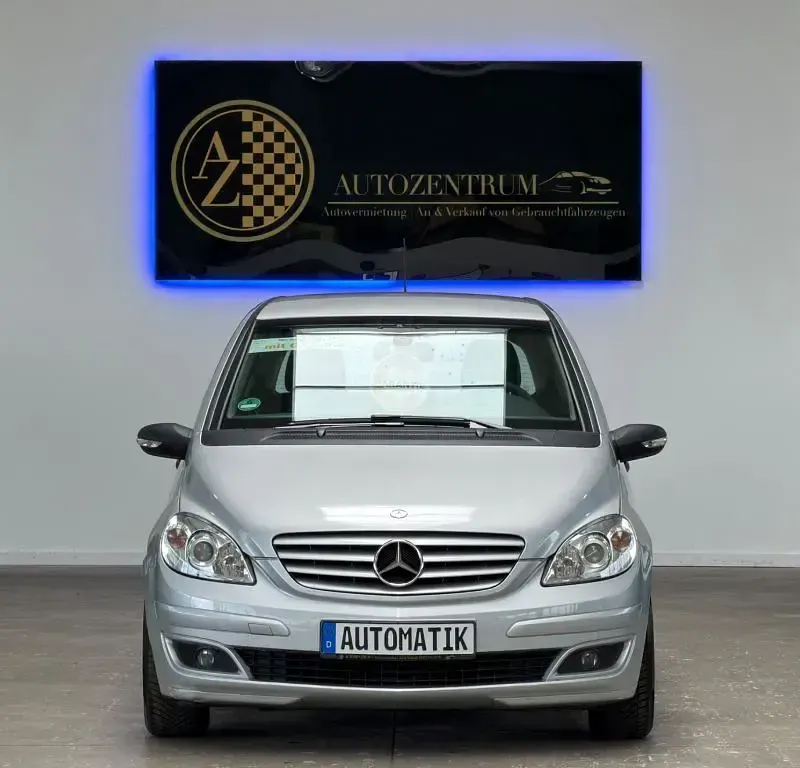 Używany Mercedes B170 116 KM (85 kW) 2007 Srebrny Minivan
