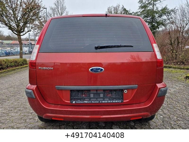 Gebraucht Ford Fusion 80 PS (58 kW) 2007 Rot Limousine