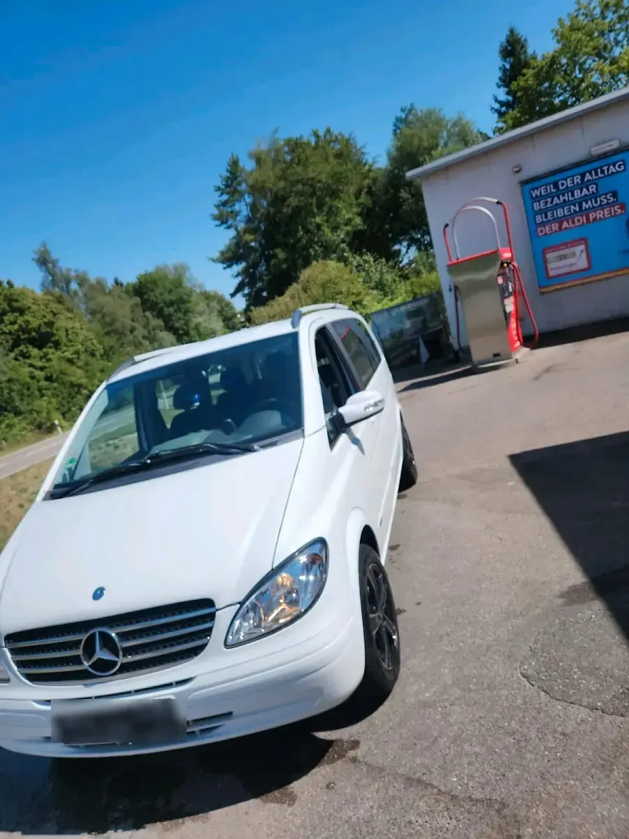 Gebraucht Mercedes Viano 150 PS (110 kW) 2025 Weiß Van / Kleinbus
