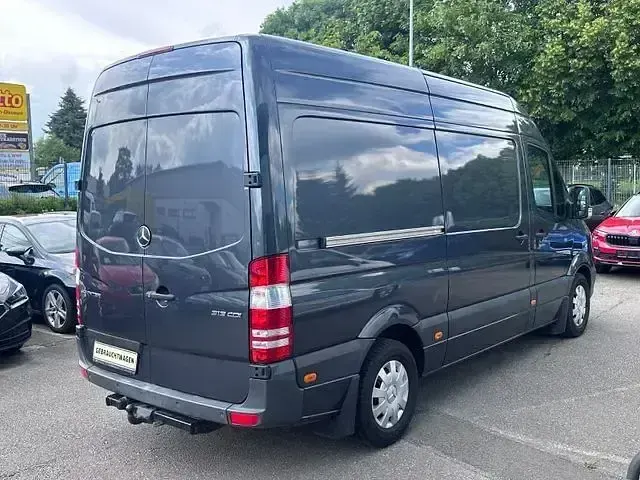 Gebraucht Mercedes Sprinter 129 PS (94 kW) 2015 Tenoritgrau metallic (metallic) Van