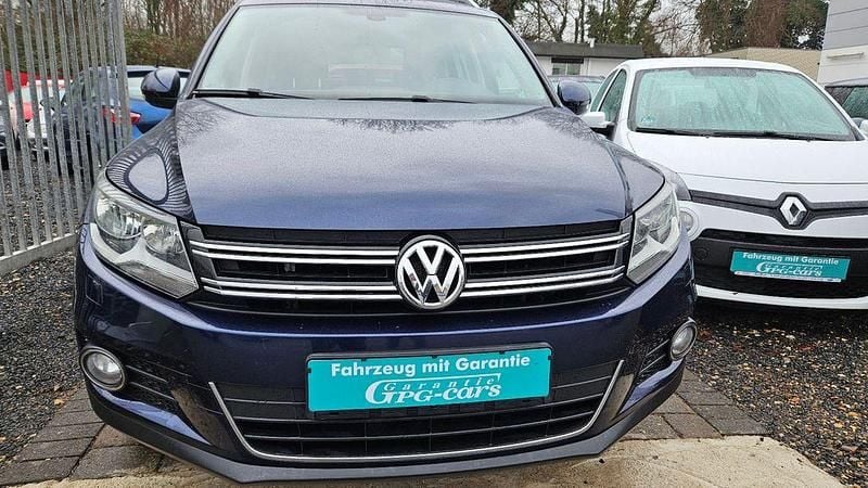 Night blue Gebraucht 2015 VW Tiguan Sport SUV | 12.900 € (Fairer Preis) - Bild 1/4