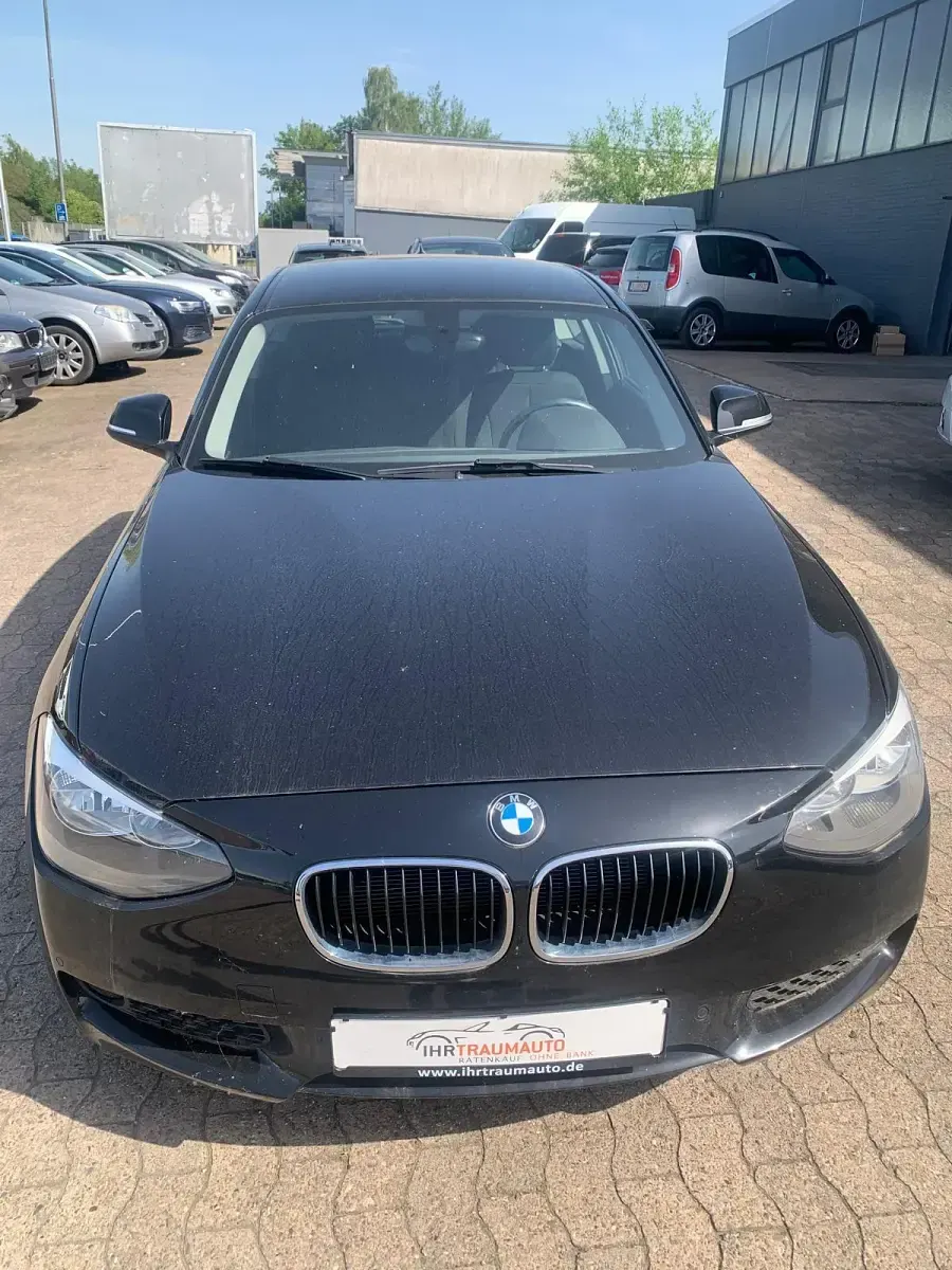 Gebraucht BMW 114 102 PS (75 kW) 2014 Schwarz Kleinwagen