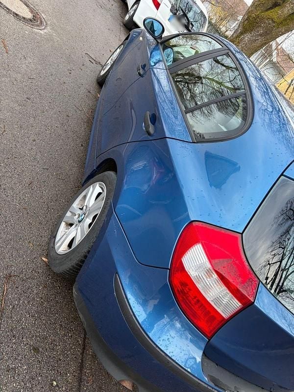 Gebraucht BMW 118 143 PS (105 kW) 2006 Blau Kleinwagen