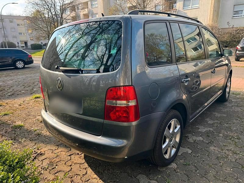 Gebraucht VW Touran 105 PS (77 kW) 2006 Grau Van / Kleinbus
