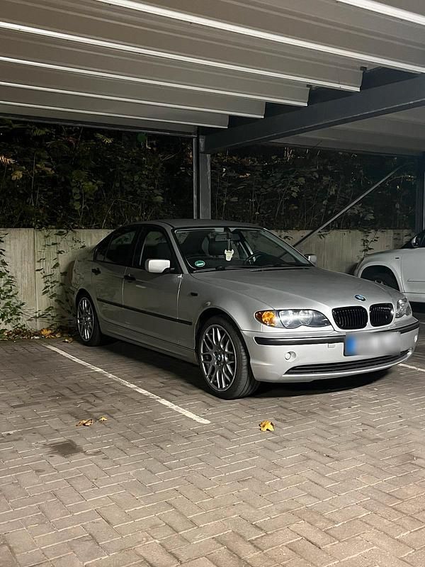 Gebraucht BMW 316 116 PS (85 kW) 2004 Silber Limousine