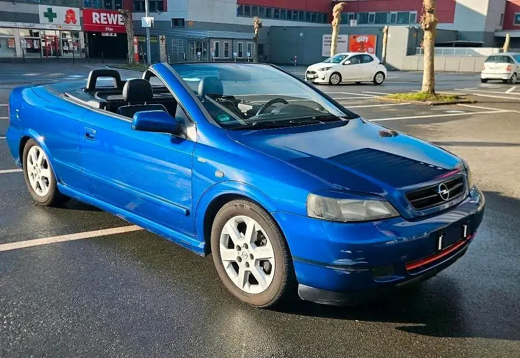 Gebraucht Opel Astra 124 PS (91 kW) 2002 Blau Cabrio
