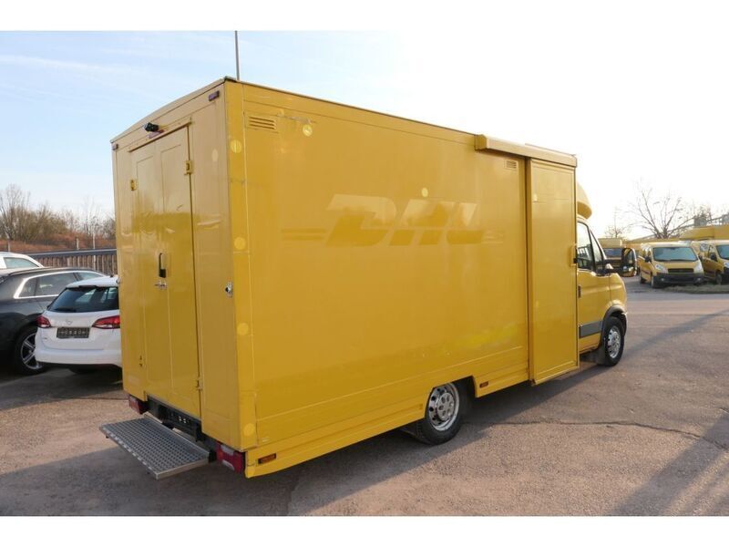 Gebraucht Iveco Daily 106 PS (77 kW) 2012 Gelb (metallic) Van