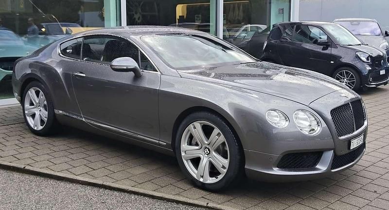 Grau Gebraucht 2012 Bentley Continental Limousine | 71.700 € - Bild 1/4