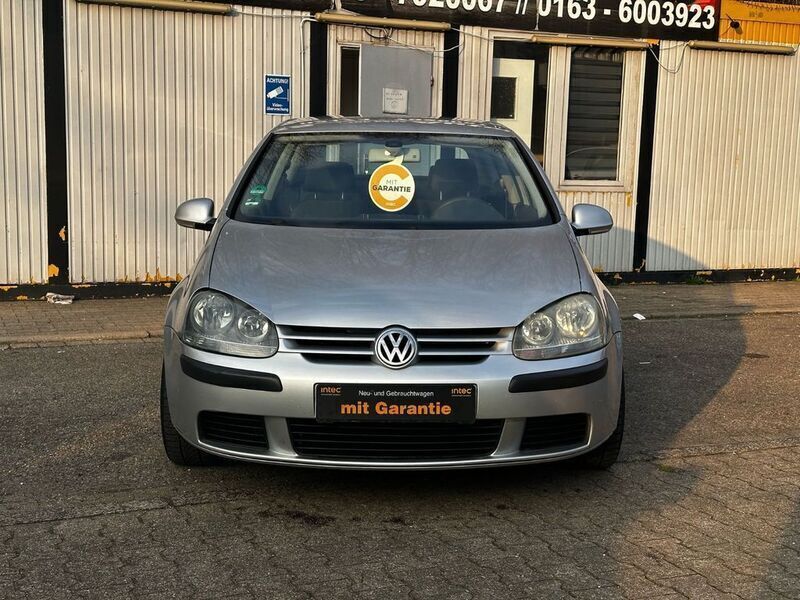 Silber Gebraucht 2003 VW Golf IV Trendline Kleinwagen | 1.499 € (Superpreis) - Bild 1/4
