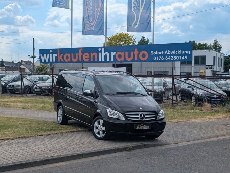Obsidianschwarz metallic Gebraucht 2013 Mercedes Viano Edition Van / Kleinbus | 18.999 € (Fairer Preis) - Bild 1/4