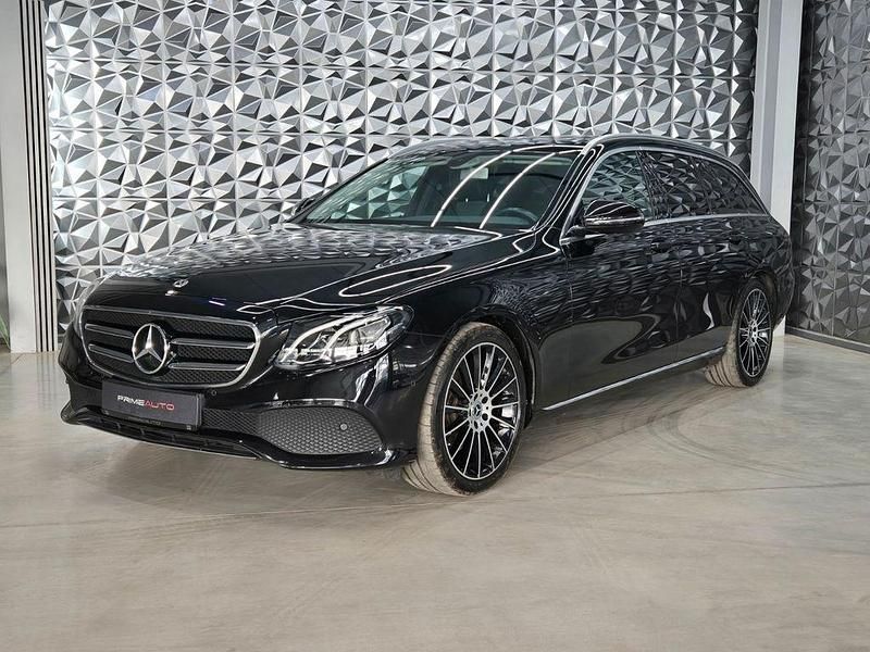 Gebraucht Mercedes E200 Avantgarde 150 PS (110 kW) 2019 Schwarz Kombi