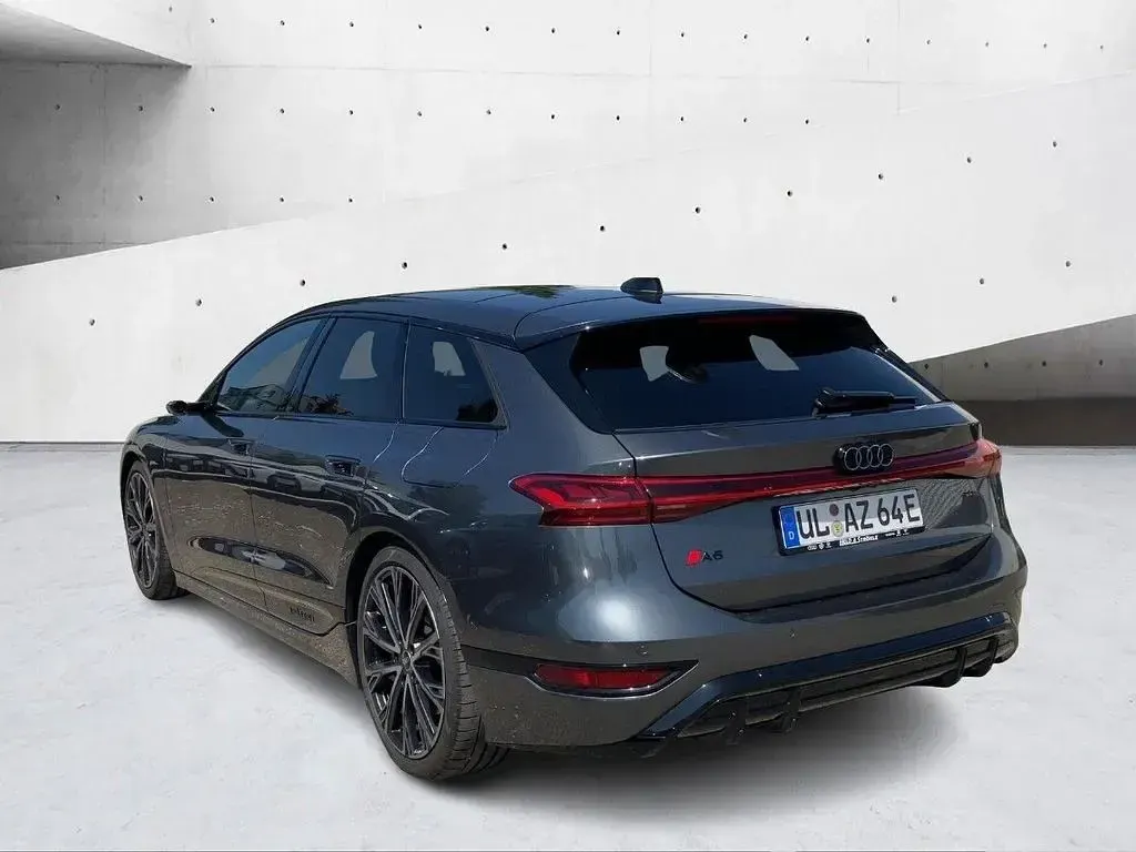 Gebraucht Audi A6 e-tron Edition .1 269 kW (367 PS) 2025 Daytonagrau perleffekt Kombi