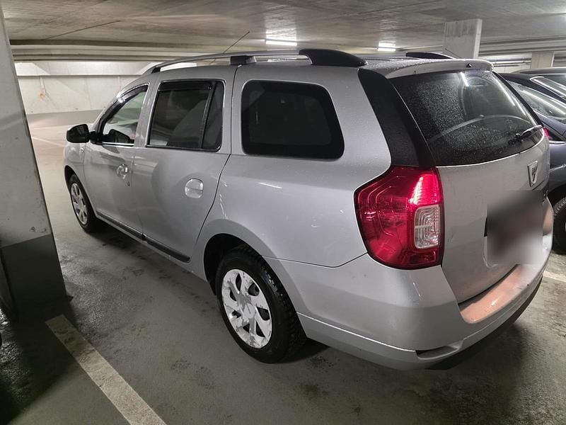 Gebraucht Dacia Logan 90 PS (66 kW) 2016 Silber Kombi