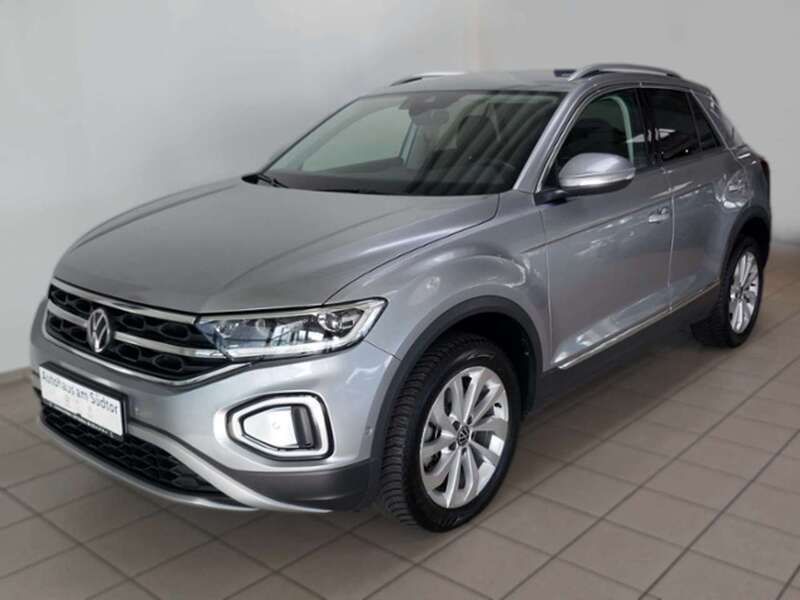 Gebraucht VW T-Roc Style 150 PS (110 kW) 2023 Pyritsilber metallic SUV