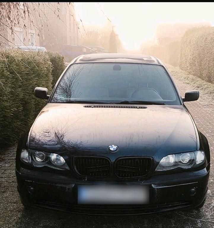 Gebraucht BMW 318 143 PS (105 kW) 2004 Schwarz Limousine