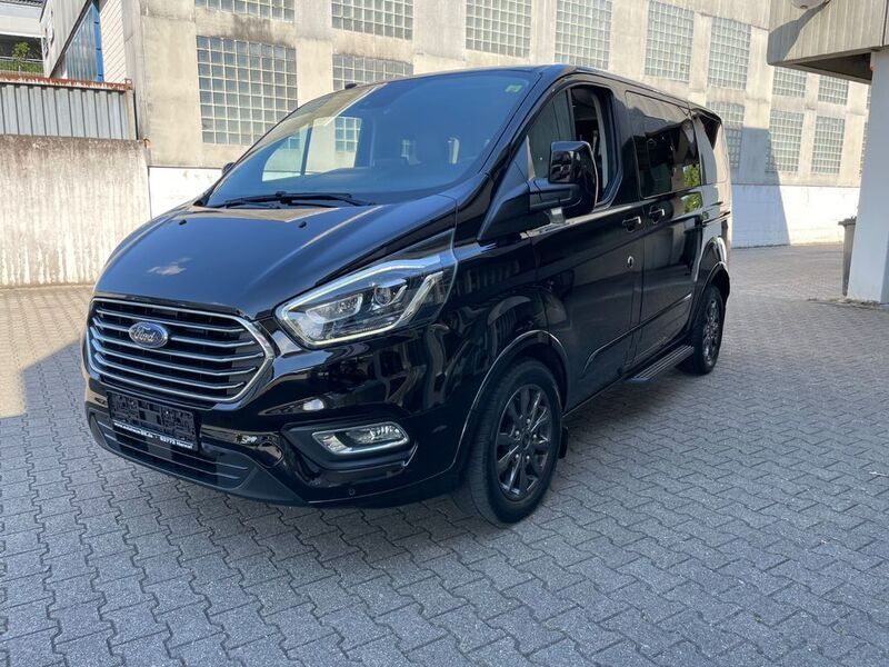 Schwarz Gebraucht 2019 Ford Transit Custom Van / Kleinbus | 31.950 € (Teuer) - Bild 1/4