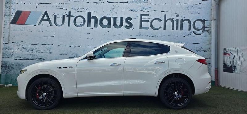 Weiß Gebraucht 2017 Maserati Levante SUV | 35.950 € (Guter Preis) - Bild 1/4
