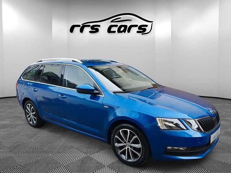 Blau Gebraucht 2019 Skoda Octavia Soleil Kombi | 16.460 € (Fairer Preis) - Bild 1/4
