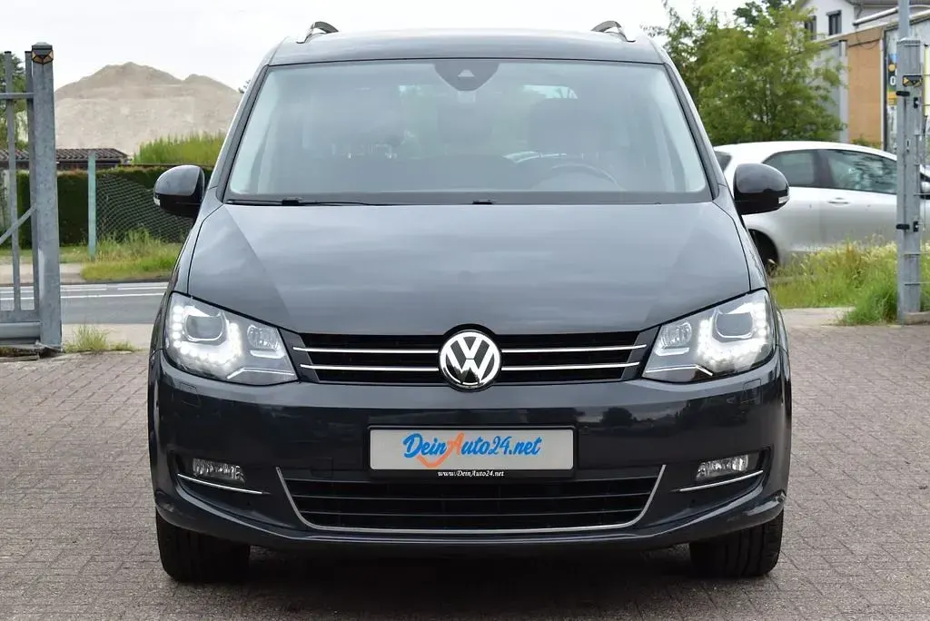 Gebraucht VW Sharan Highline 150 PS (110 kW) 2017 Grau Van / Kleinbus