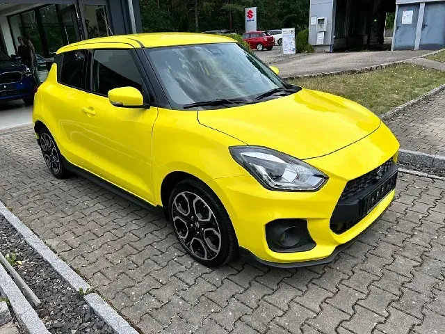 Gebraucht Suzuki Swift 129 PS (94 kW) 2022 Gelb Kleinwagen