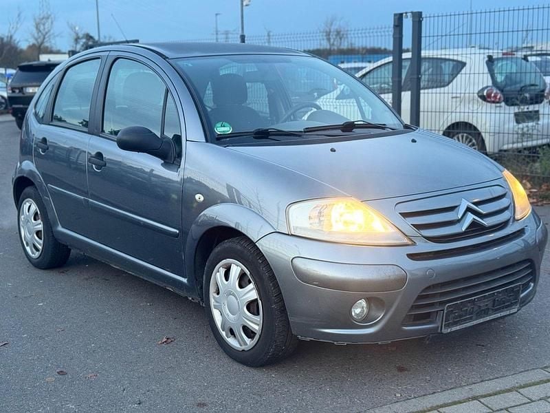 Grau Gebraucht 2009 Citroën C3 Comfort Kleinwagen | 1.999 € (Guter Preis) - Bild 1/4