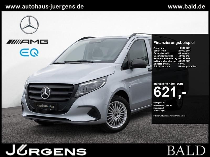 Silber hightechsilber metallic Gebraucht 2024 Mercedes Vito Van / Kleinbus | 51.240 € - Bild 1/4