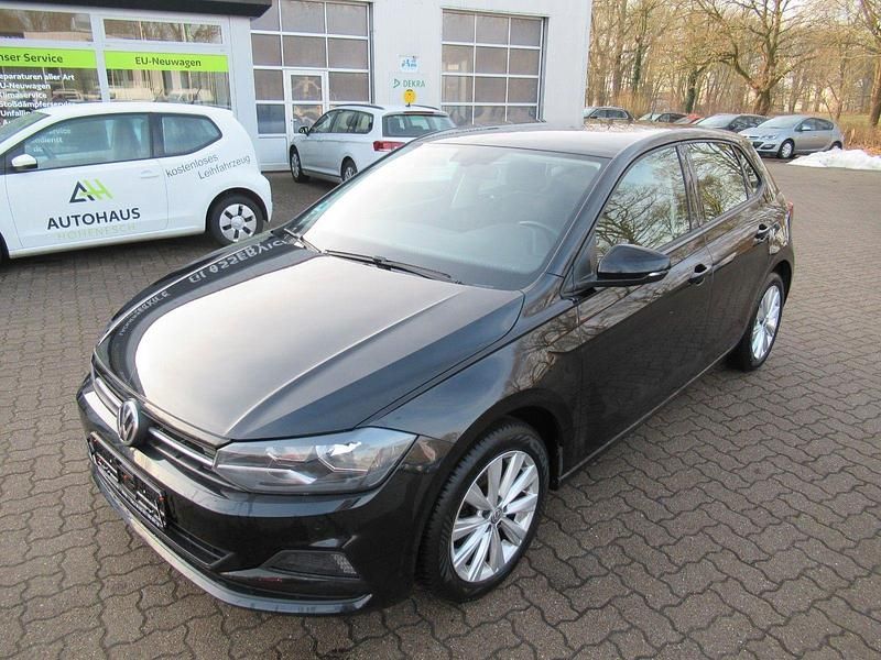 Schwarz Gebraucht 2020 VW Polo Comfortline Limousine | 13.400 € (Superpreis) - Bild 1/4