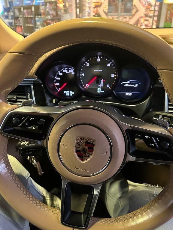 Grau Gebraucht 2017 Porsche Macan S SUV | 33.000 € (Guter Preis) - Bild 1/4