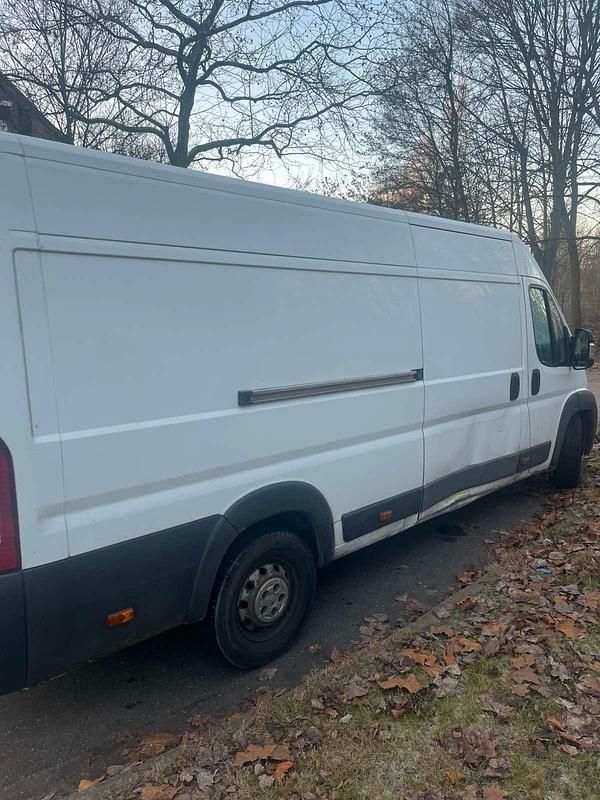 Gebraucht Peugeot Boxer 145 PS (106 kW) 2011 Weiß Van