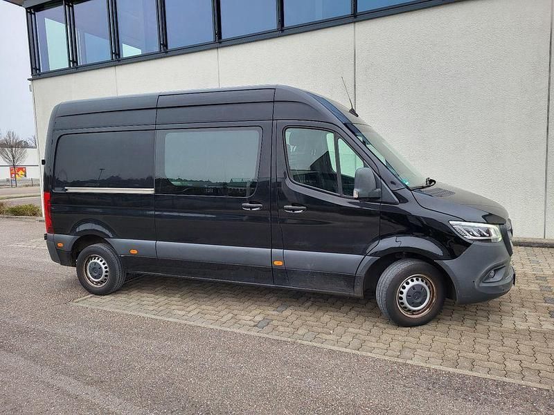 Gebraucht Mercedes Sprinter 143 PS (105 kW) 2019 Schwarz Van