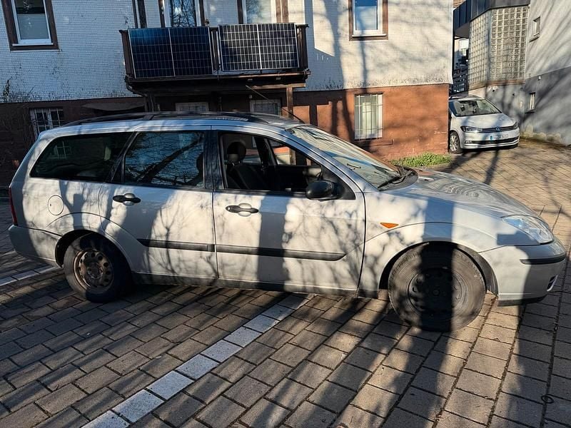 Gebraucht Ford Focus 101 PS (74 kW) 2003 Silber Kombi