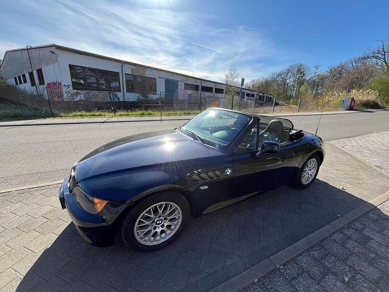 Schwarz Gebraucht 1997 BMW Z3 M Sport Cabrio | 7.990 € (Etwas zu teuer) - Bild 1/4