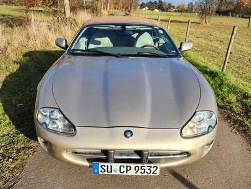 Gebraucht Jaguar XK8 284 PS (208 kW) 2000 Bronze Cabrio