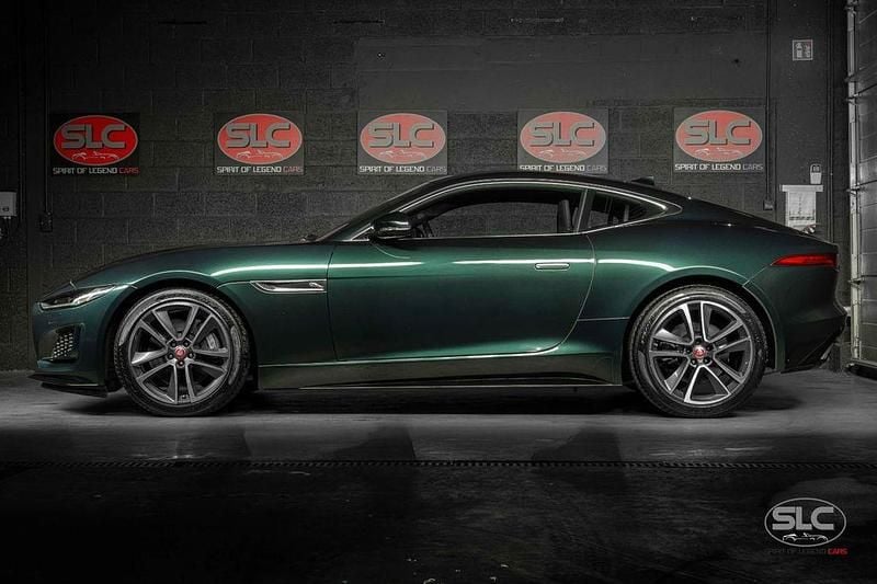 Gebraucht Jaguar F-Type R-Dynamic 300 PS (220 kW) 2023 Grün Coupé